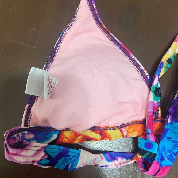 Candies two piece floral bikini - Picture 5 of 7